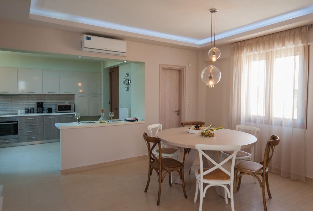 Villa Harmony-Crete Residences Adelianos Kampos Rum bild