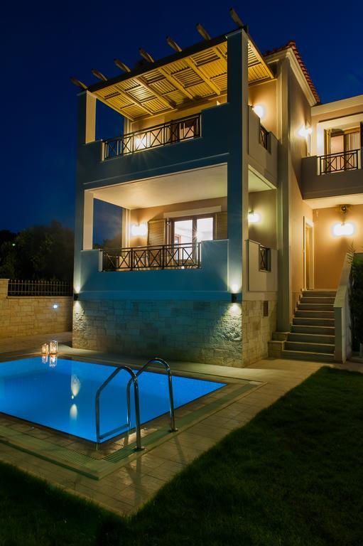 Villa Harmony-Crete Residences Adelianos Kampos Rum bild